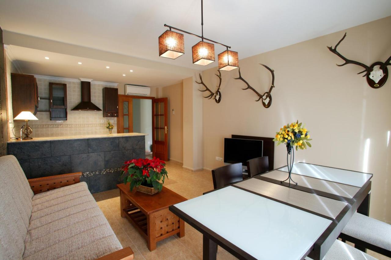 Apartamentos Hotel 77 Ayora 外观 照片