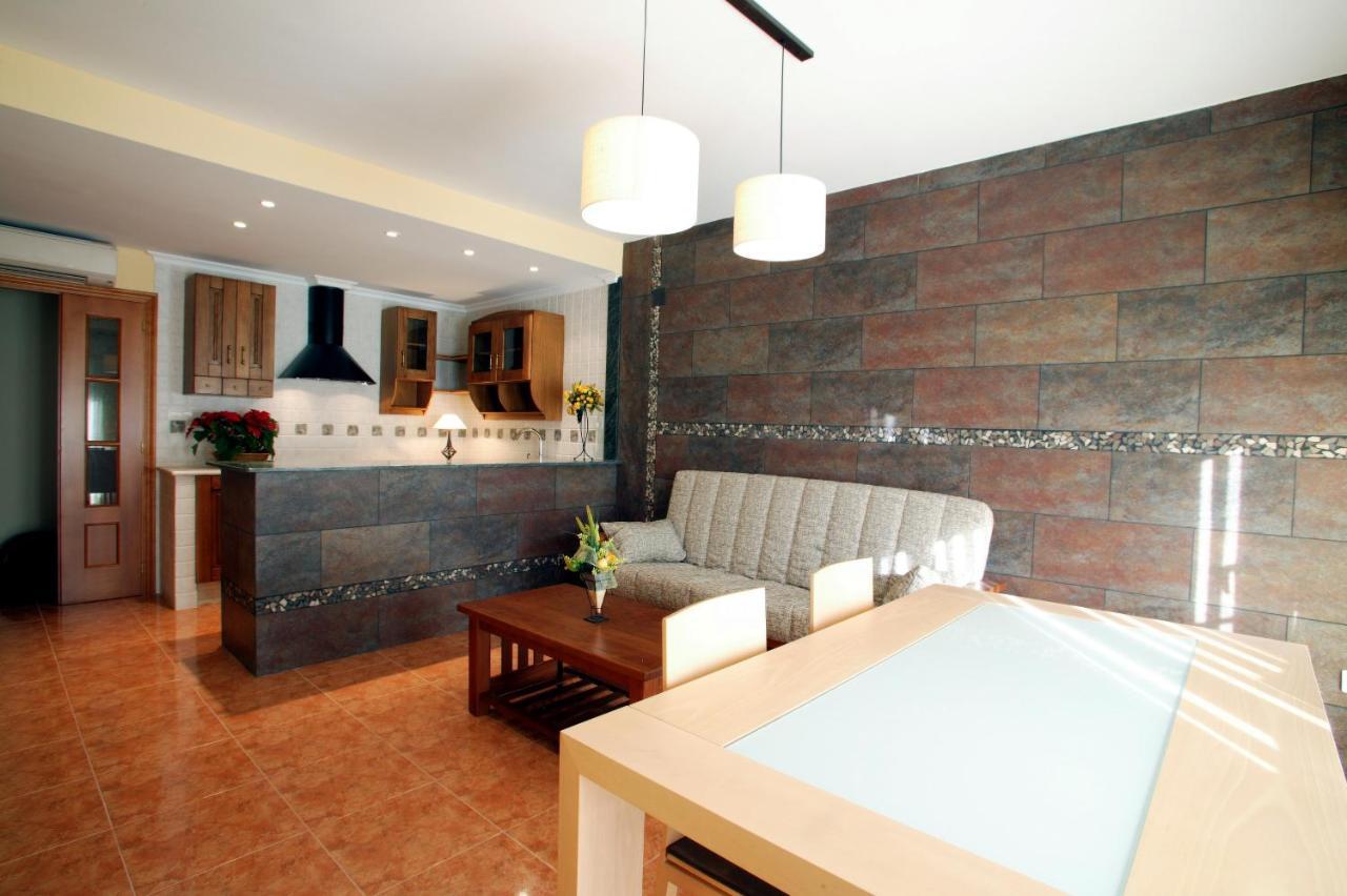 Apartamentos Hotel 77 Ayora 外观 照片